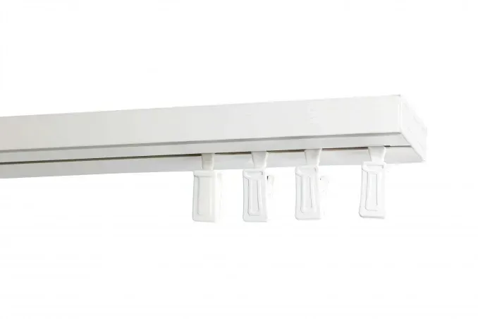 Karnisz mocowany do sufitu